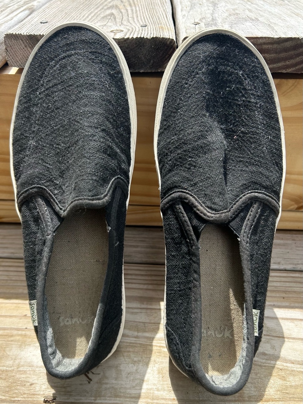 Sanük Black Canvas Slip On Sneakers Women’s Size 8 Casual Comfort Shoes